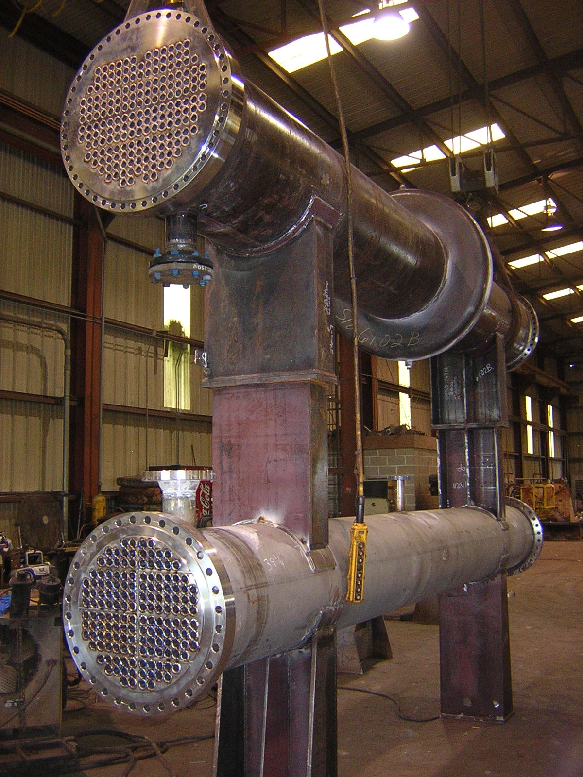 Stacked Expansion Joint Exchanger With Adjustable Supports